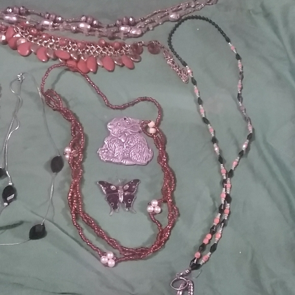 Jewelry bundle - Picture 3 of 3